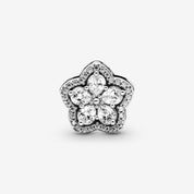 Charm Brillante Copo de Nieve en Pavé