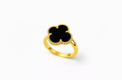 Anillo Van Cleef Alhambra Vintage Negro