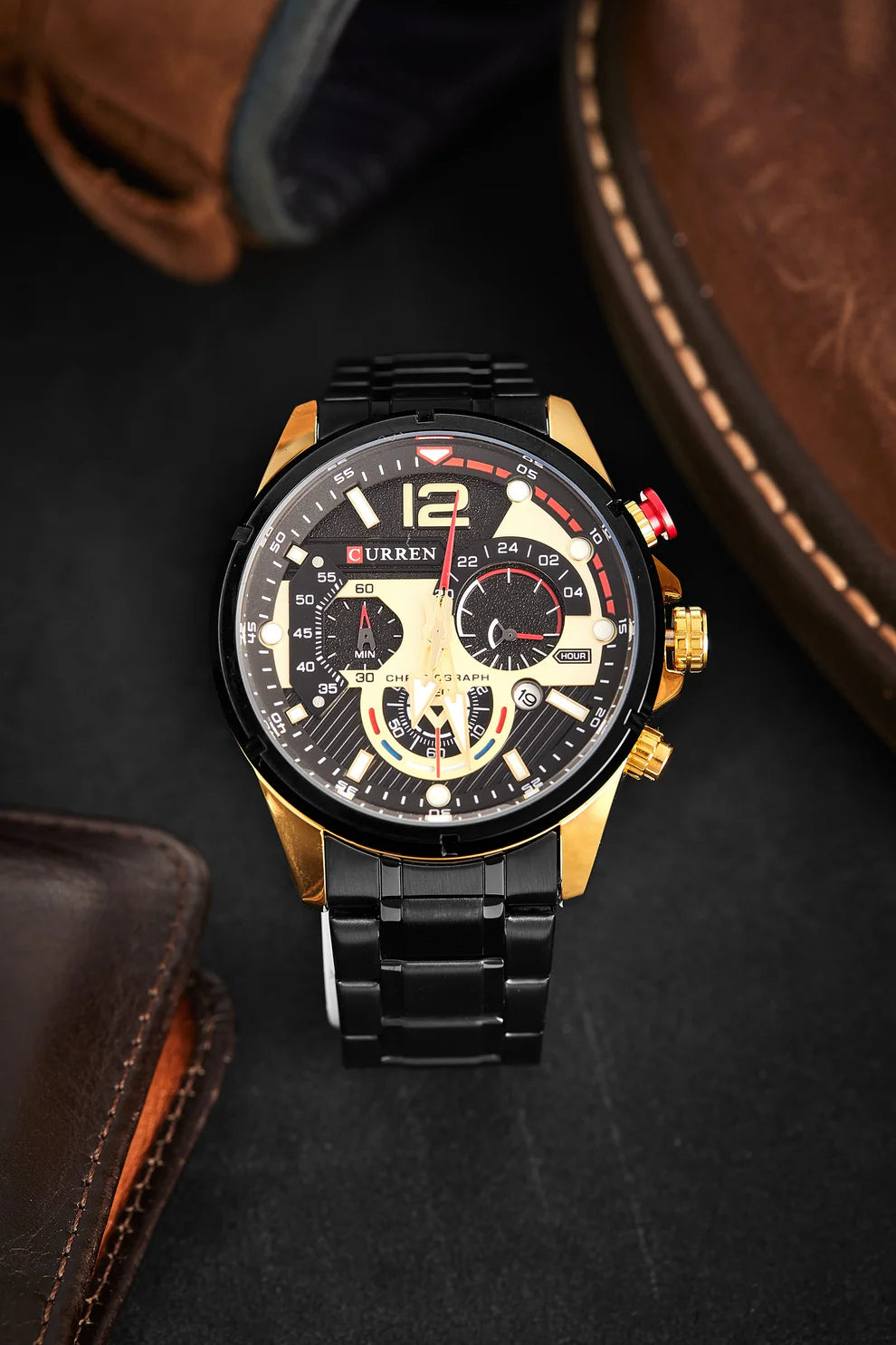 Reloj Curren Dorado y Negro 8395